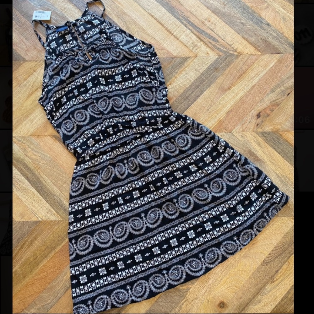 Aeropostale Black and White Dress